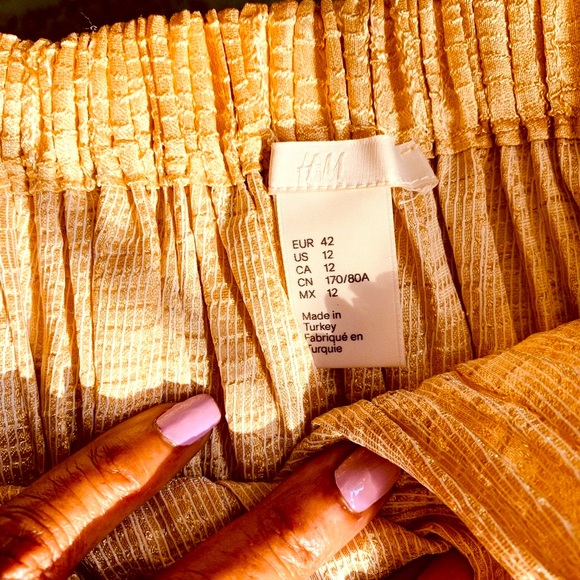 ✨ H&M✨ Gold Pleated Midi Skirt W/Elastic Waistband - Picture 4 of 11
